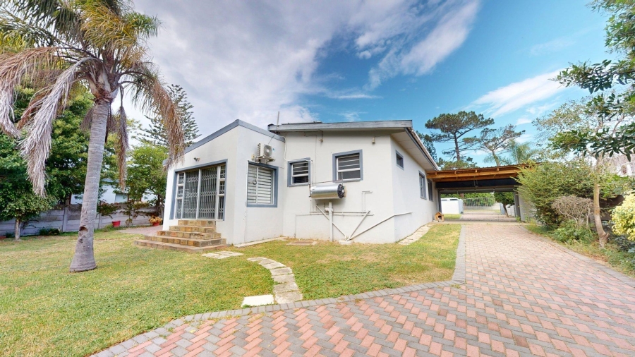 4 Bedroom Property for Sale in Lorraine Eastern Cape